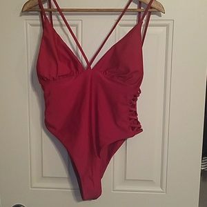 NWOT Super chic cutout strappy one piece swimsuit